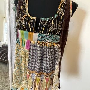 Colorful Daytrip tank top size medium